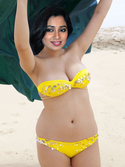 Naked Singer Shreya Ghosal xxx Bikini