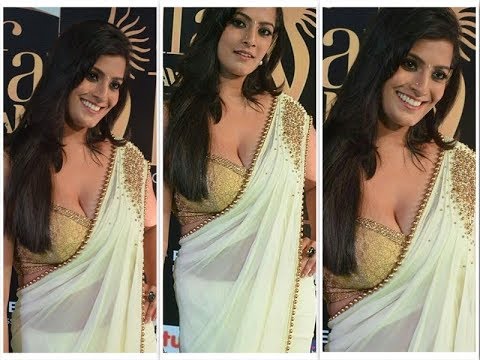 Sexy blouse Varalaxmi Sarathkumar Hot Asset Show cleavage party