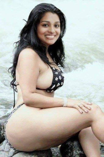 Nude ass Vinitha Koshy fat thigh in bikini xxx pic