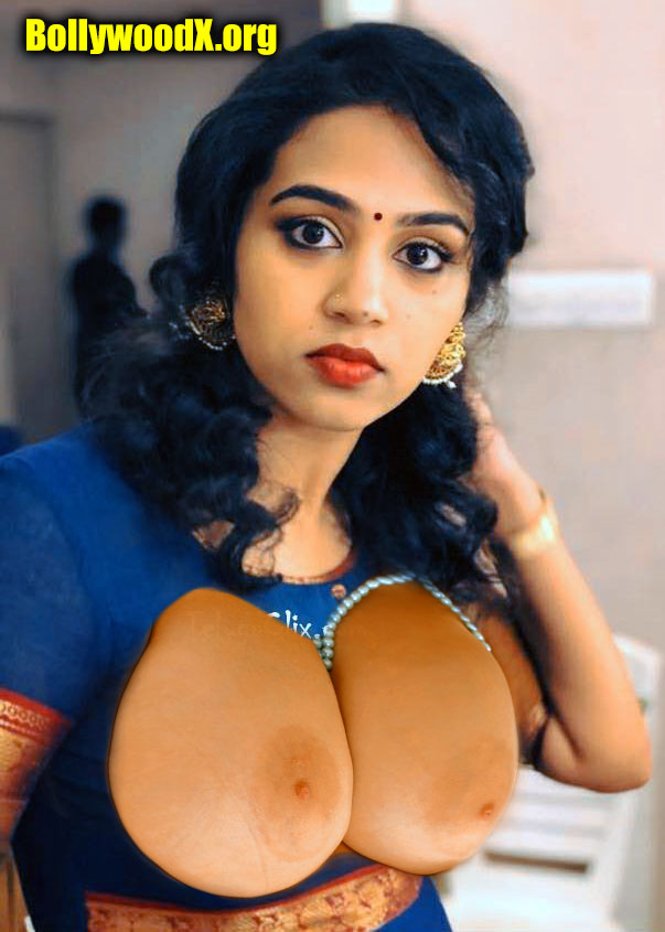 Manisha Eerabathini big boobs singer open blouse pic leaked