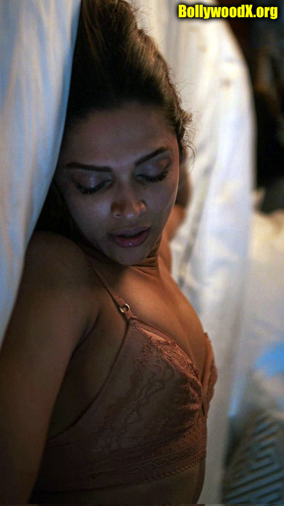 Deepika Padukone real flat boobs actress with no breast but nipple on bed