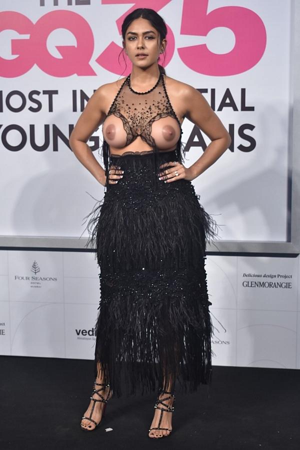 Mrunal Thakur sleeveless black dress nude boobs nipple pose