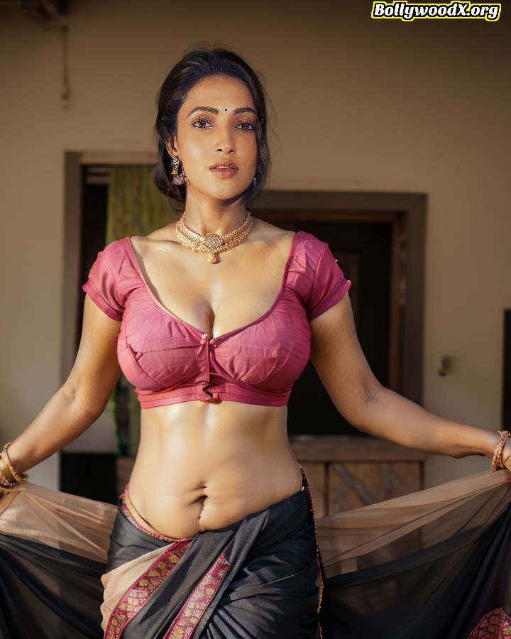 Neha Shetty hot blouse cleavage sexy navel saree drop desi fake